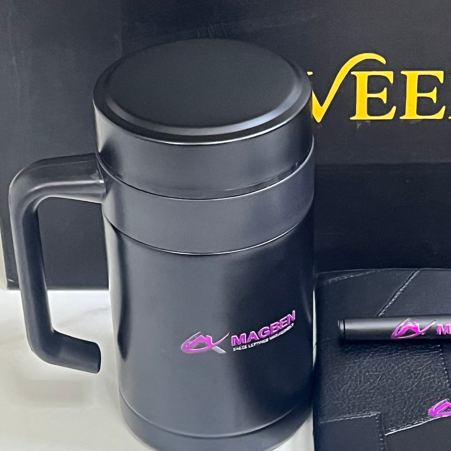 The Corporate Elite Gift Box